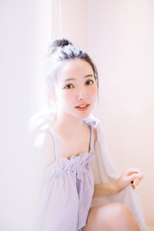 地缚少年花子君