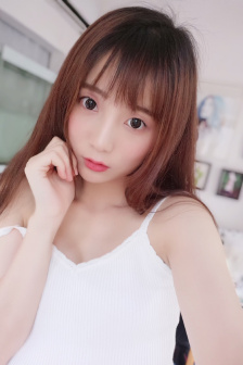 爱内梨花